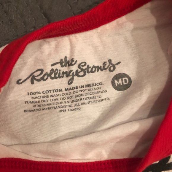 T-shirt - Picture 2 of 4